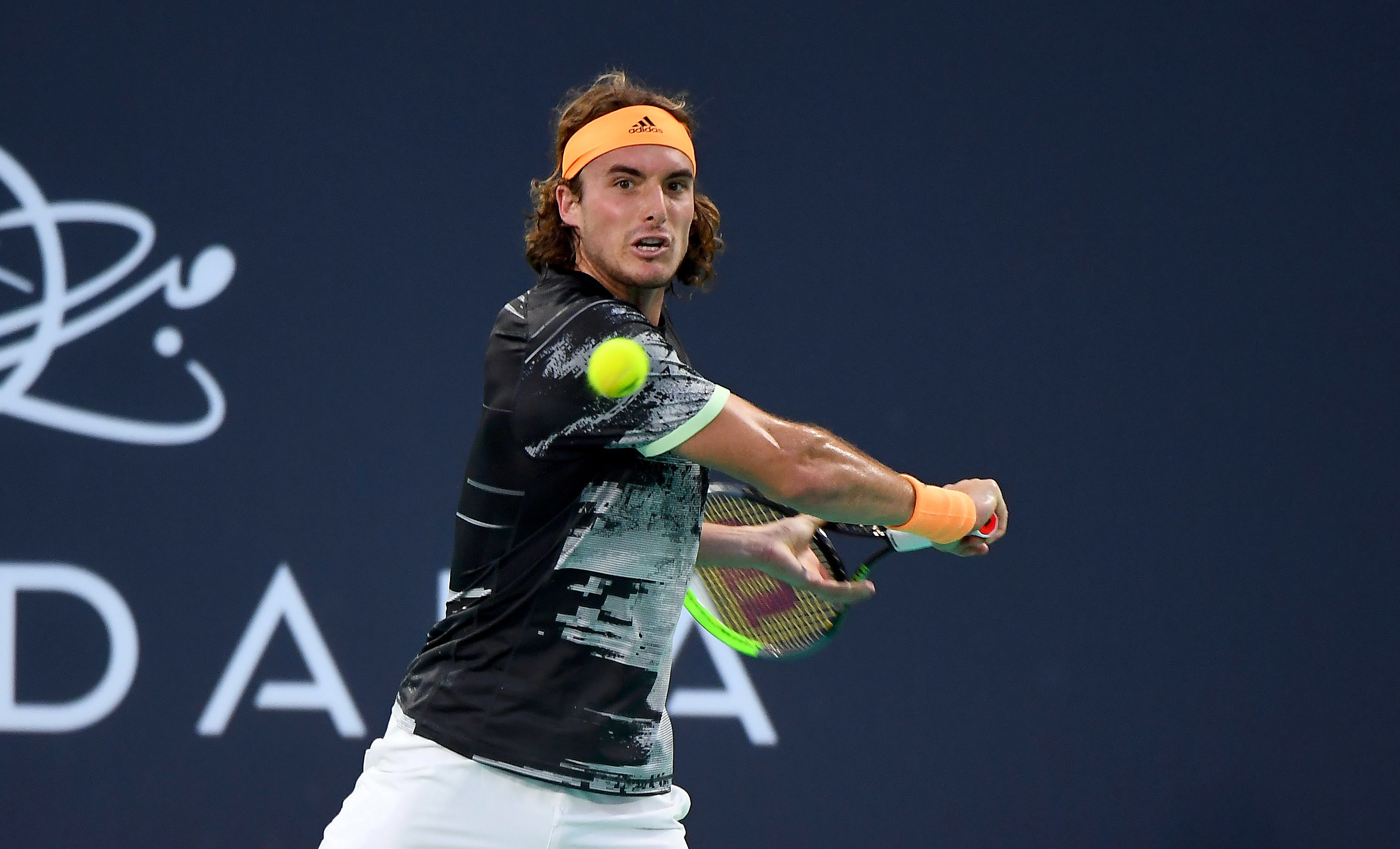 年终总决赛险胜美网，西西帕斯点燃赛场