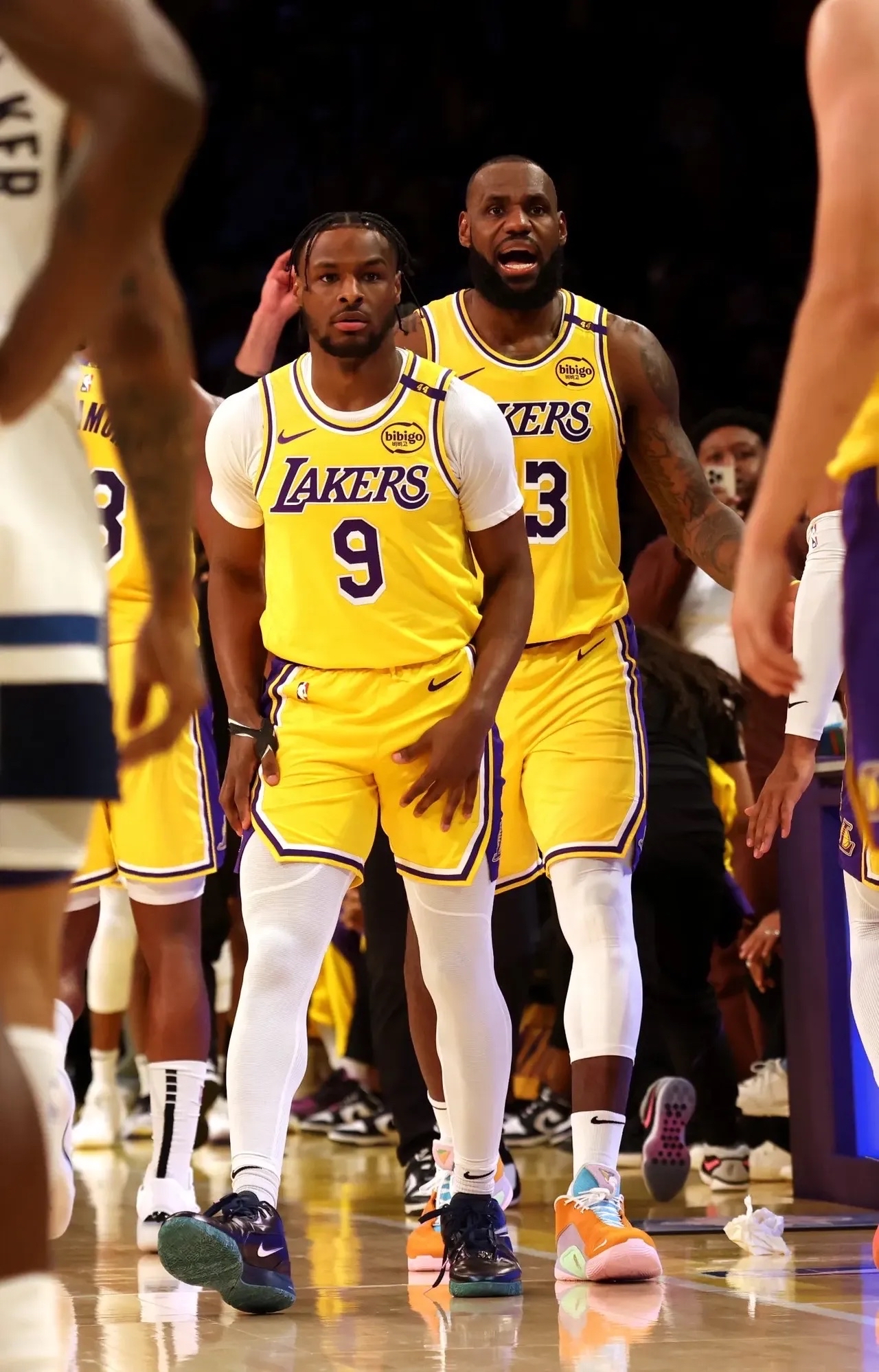 公牛碾压凯尔特人,詹姆斯统治全场 公牛碾压凯尔特人,詹姆斯统治全场