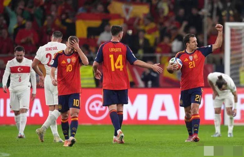 莱比锡红牛完胜丹麦，奥亚尔萨瓦尔关键制胜