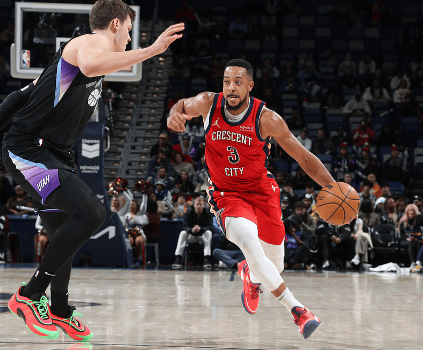 灰熊绝杀鹈鹕，麦科勒姆带队取胜