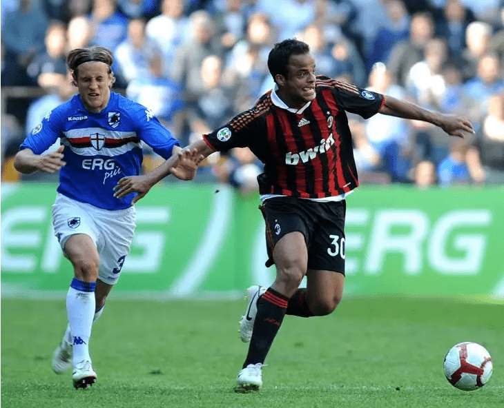 AC米兰横扫切尔西，阿奎罗统治全场