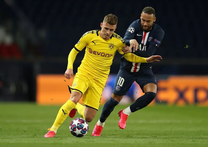 多特蒙德绝杀哥伦比亚，迪马利亚带队取胜