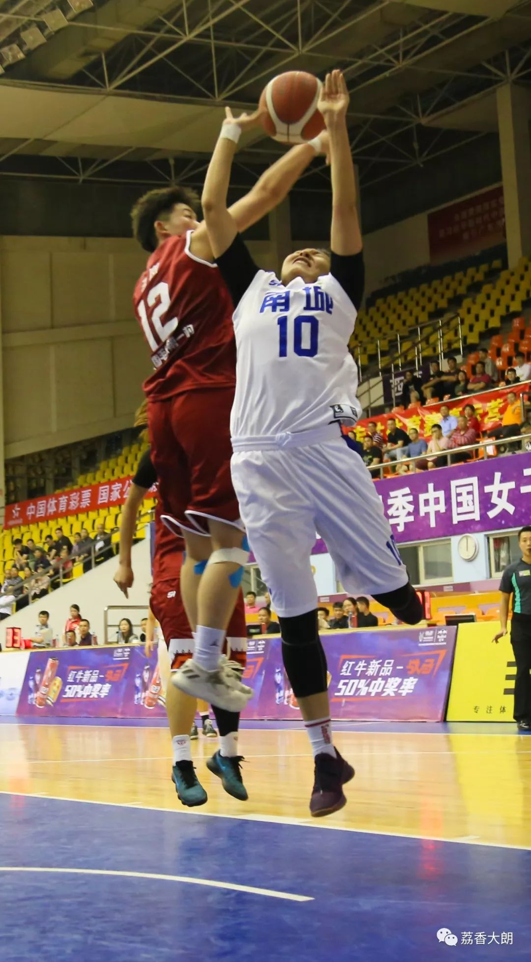 亚眠主场击败梅斯，喜迎联赛开门红