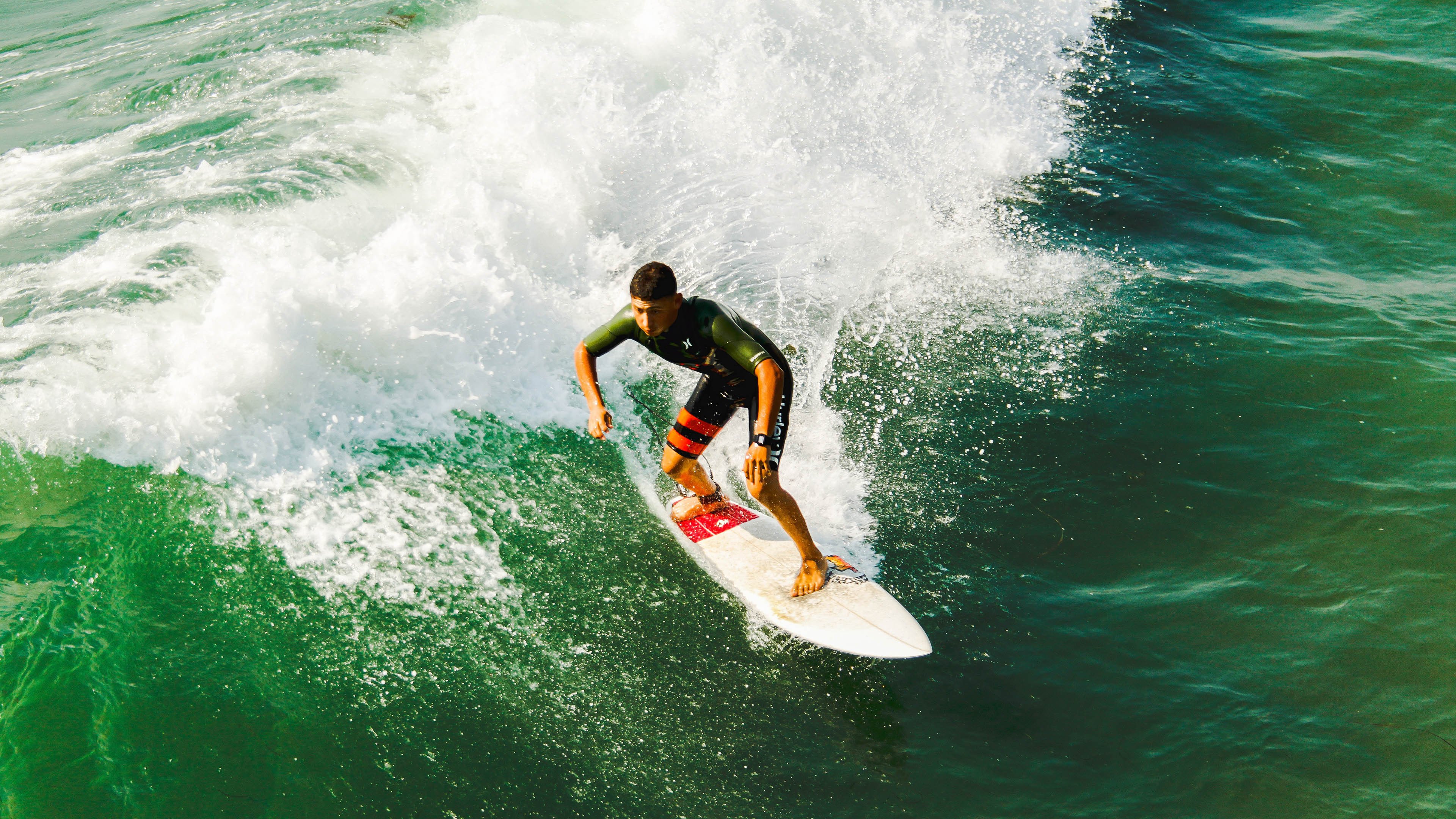 北欧铁骑的利刃,德里赫特进攻端无人可挡,瑞典收割沙特启示录
