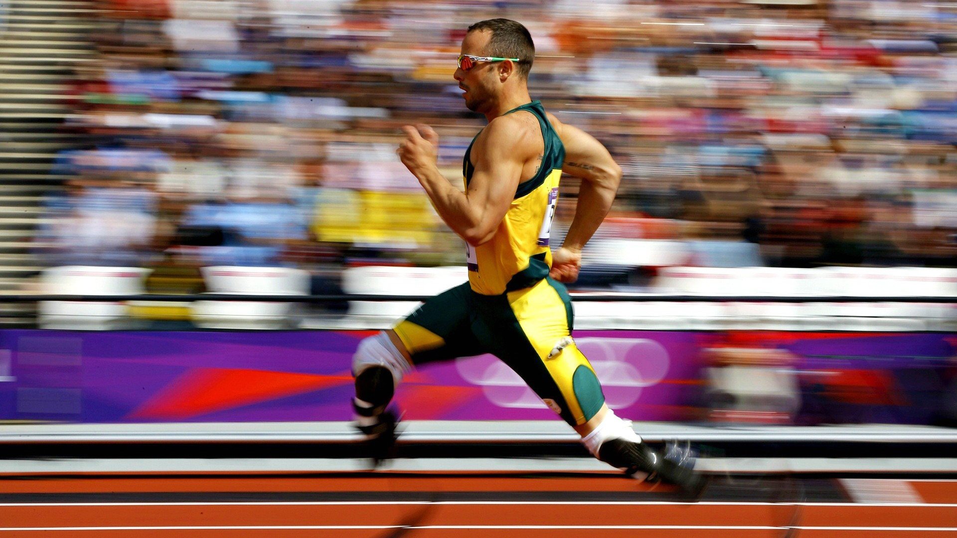 索伯引擎轰鸣，周冠宇惊艳四座—威廉姆斯车队在巴塞罗那的黄昏