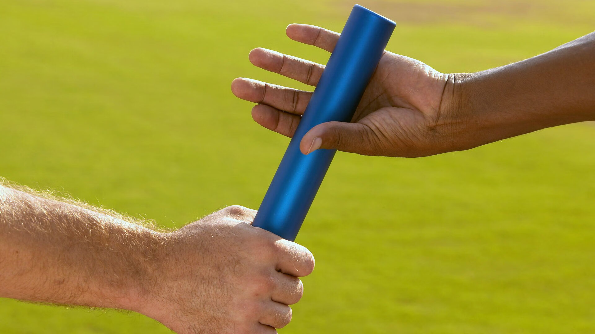 开云体育平台APP-绿茵场上的双重奏，英超争冠白热化，瑞士加时鏖战显韧性