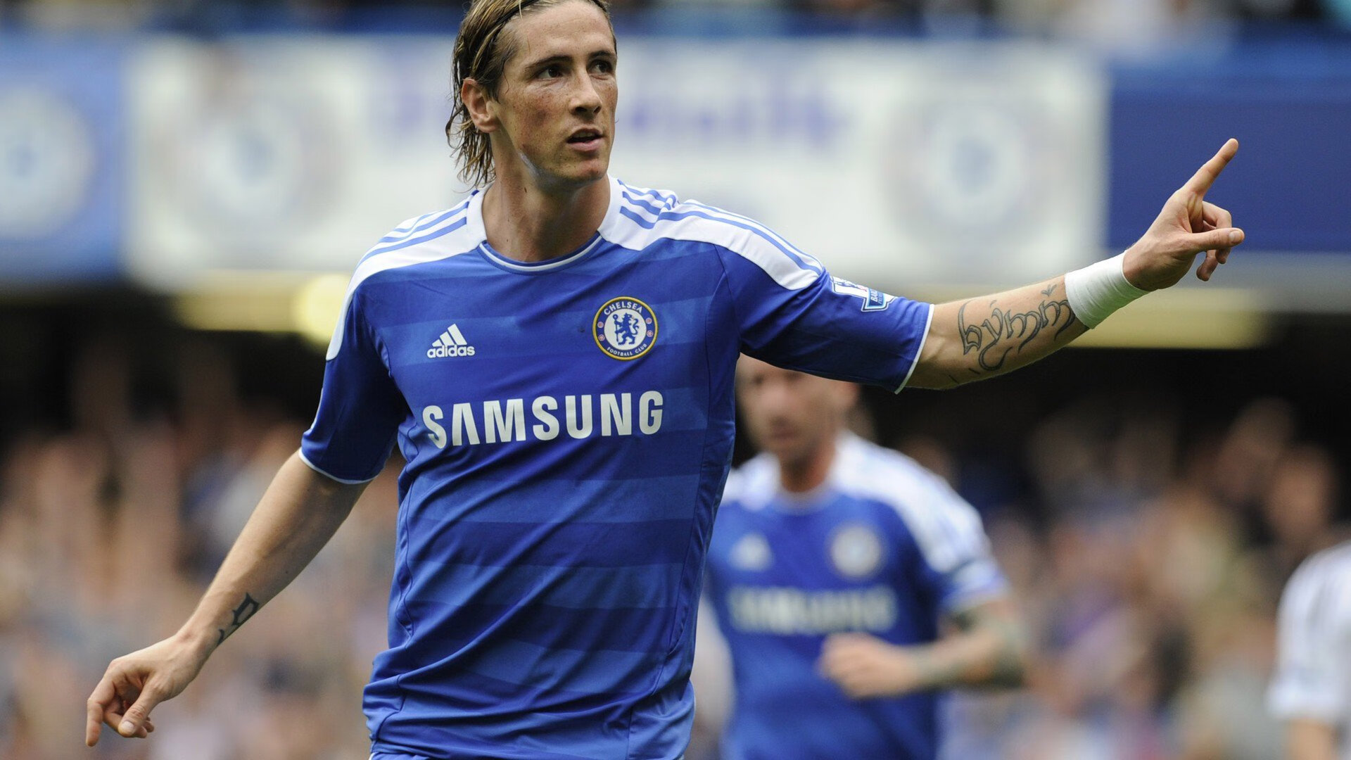 年度焦点之战之夜，莱万全程高能输出